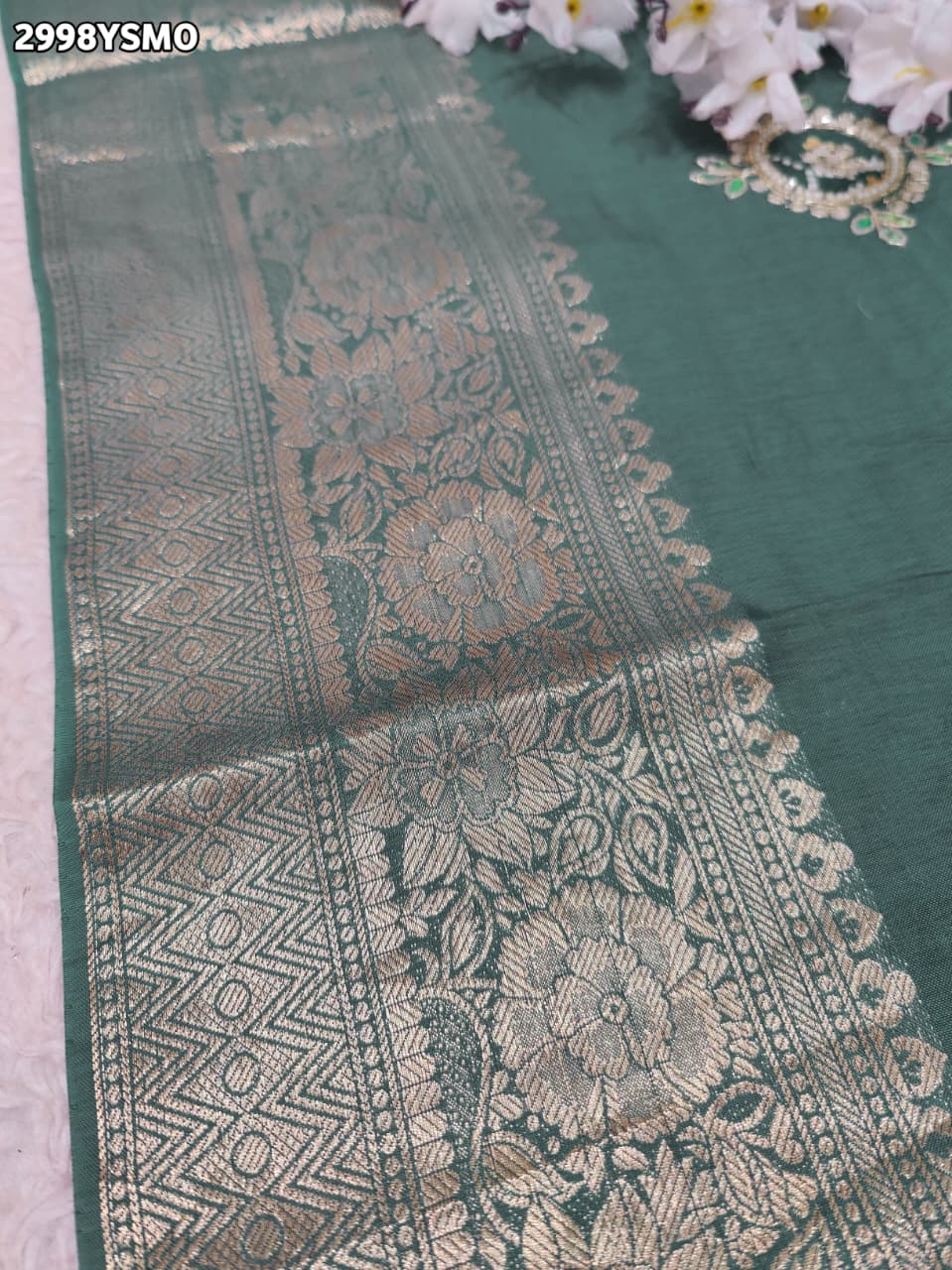 By Traditional Saree With Festive Wear