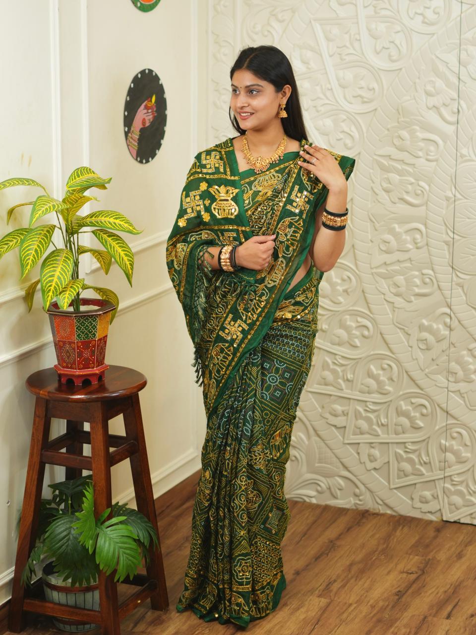 Buy Designer Vintage Look Cotton Ghatchola Aara Tari Work Saree KcPc
