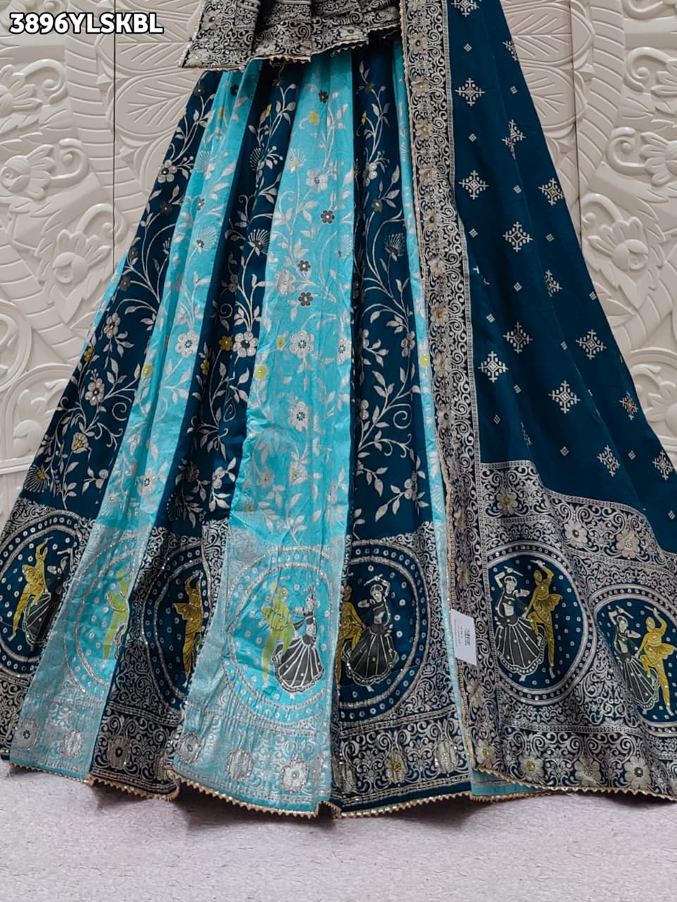 Buy Royal Dola Silk Banarasi Style Lehenga Kcpc