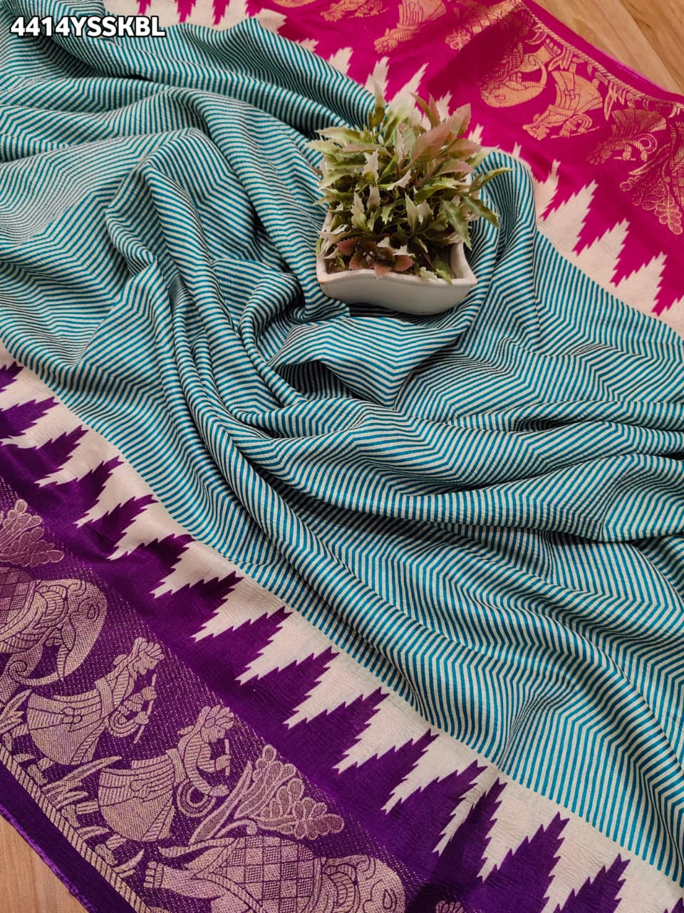 KcPc Premium Banarasi Style Saree Crafted in Soft Crepe Silk Fabric VJT