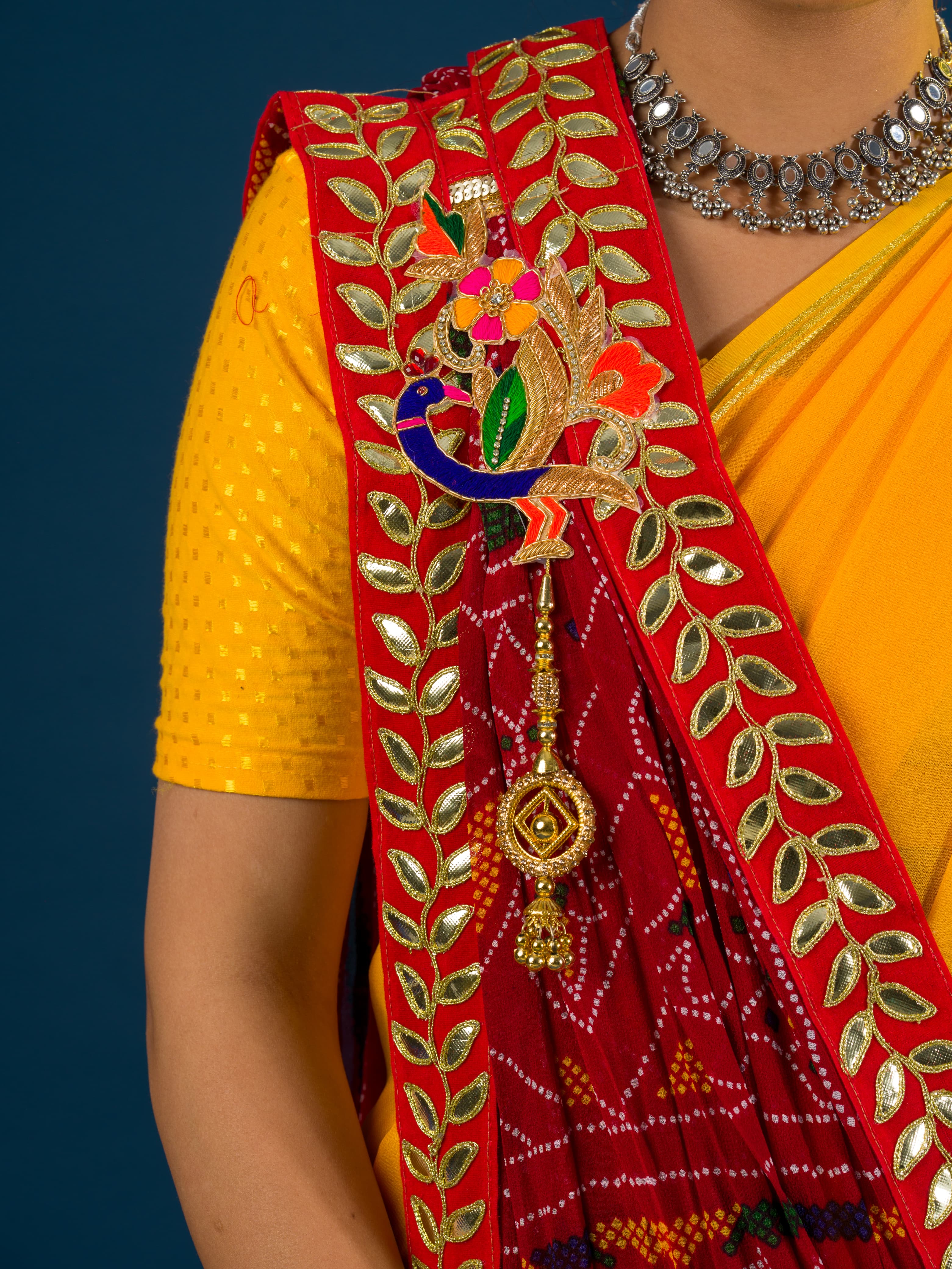 KcPc Rajasthani Marwadi Chunri Stole ZHR