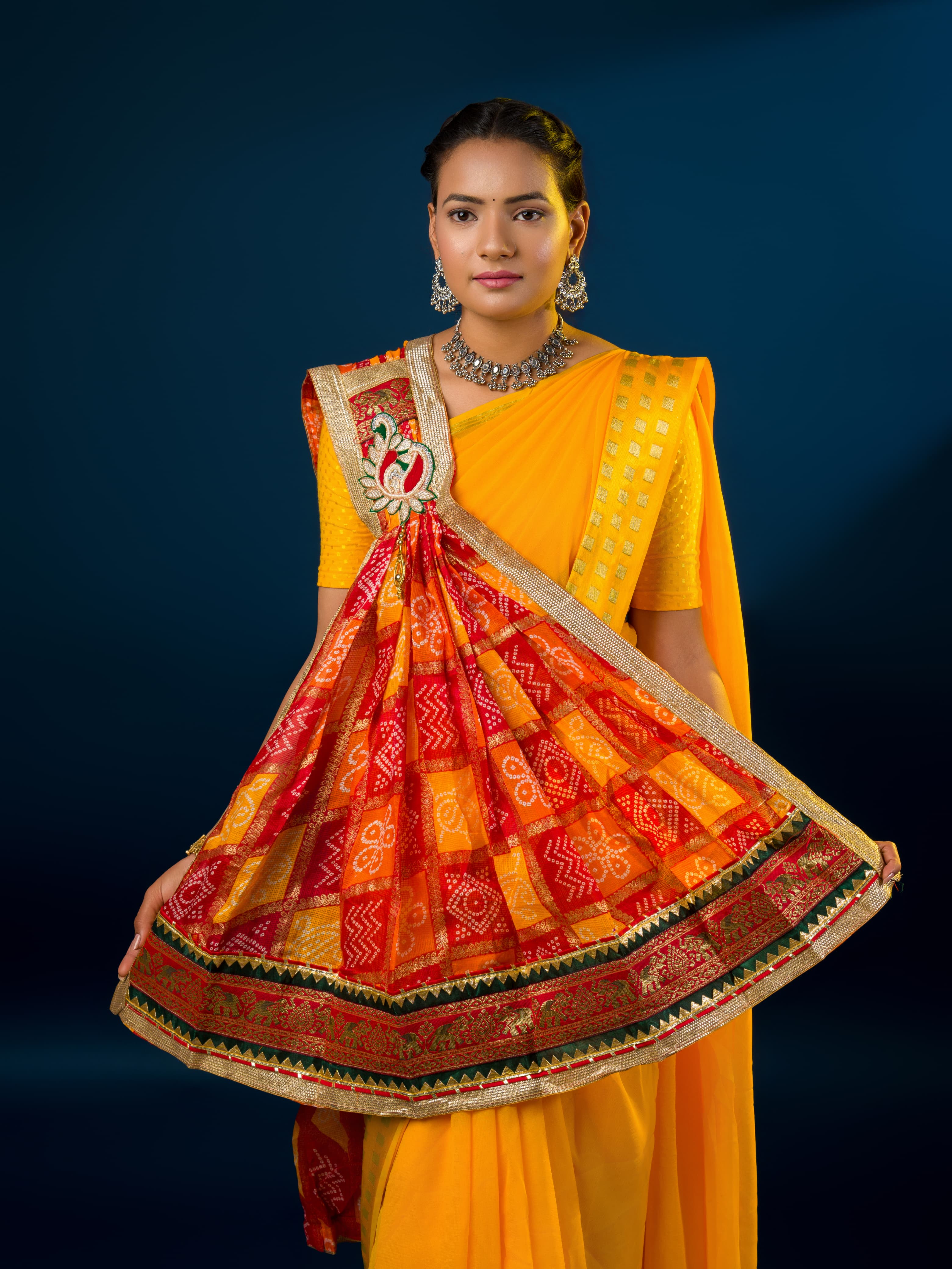 KcPc Rajasthani Bandhani kota doria Marwadi chunri Pila Broach stole RSC