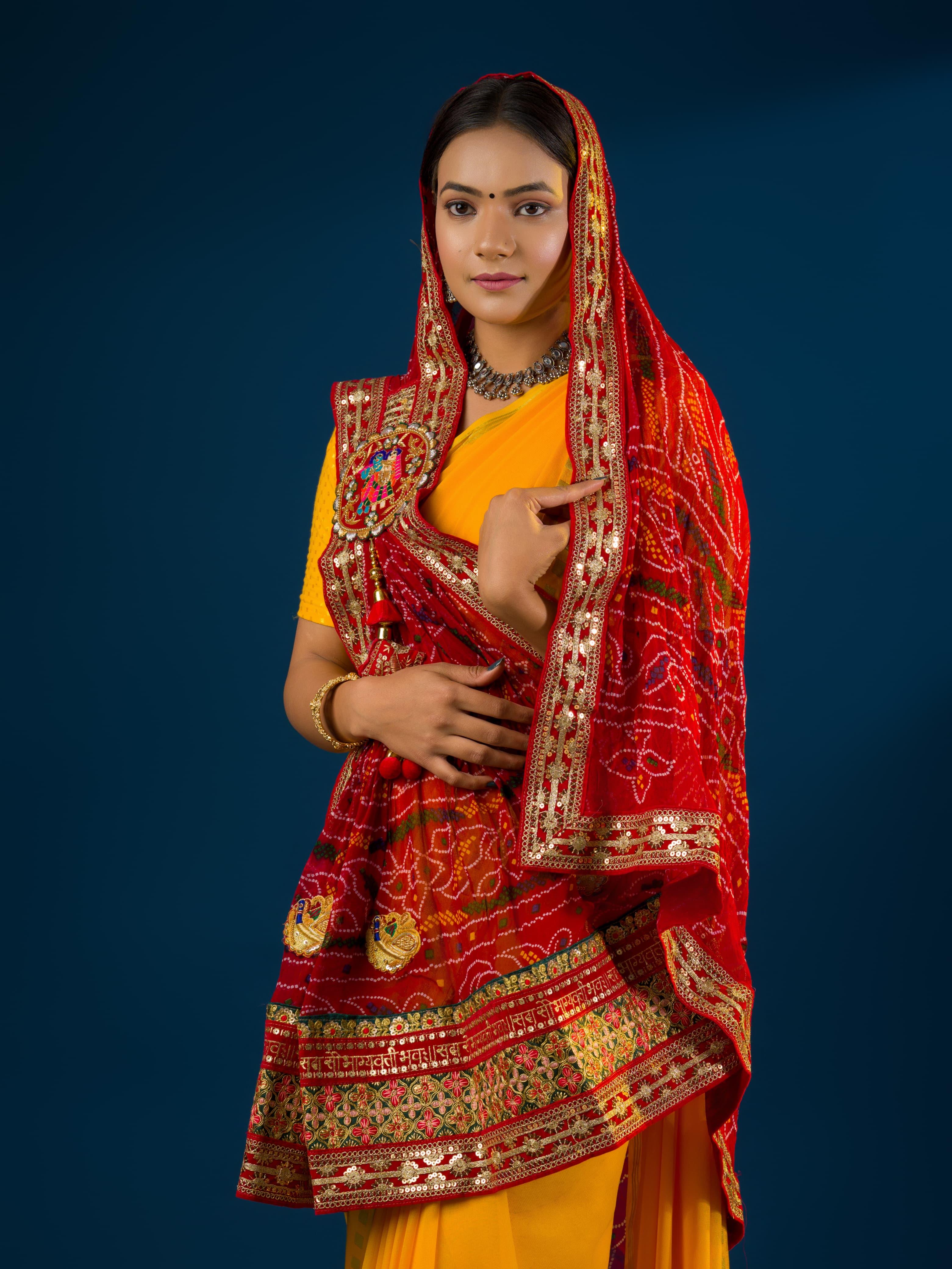 KcPc Rajasthani Marwadi Chunri Stole