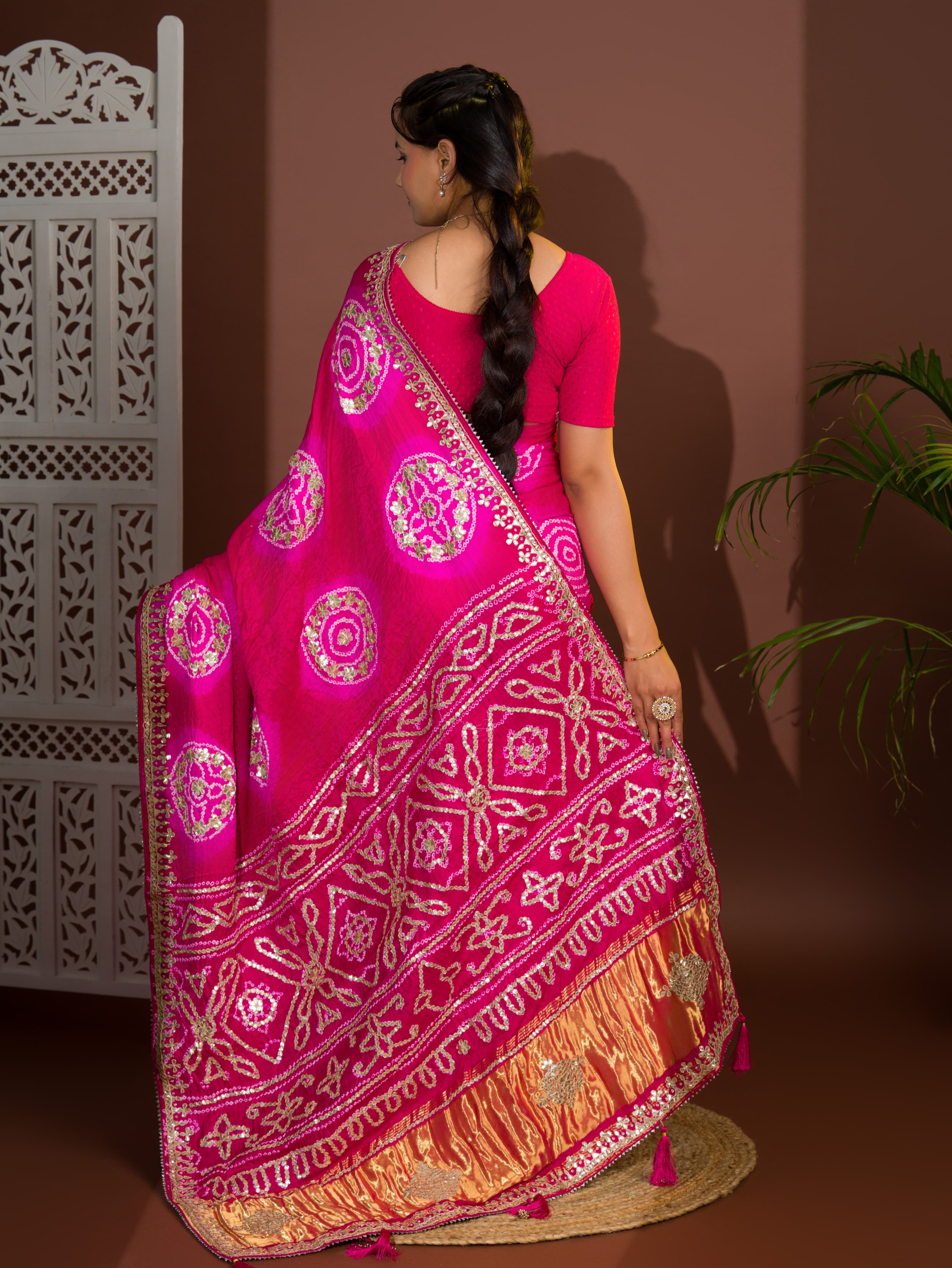 Apink and red bandhej gotapatti laddu bandhej saree
