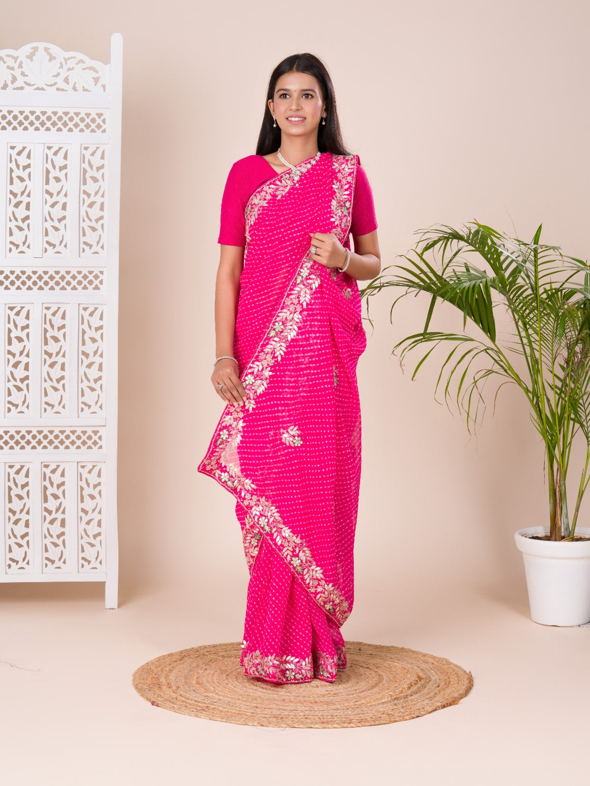 Georgette saree is perfect for traditional occasions like festival and wedding