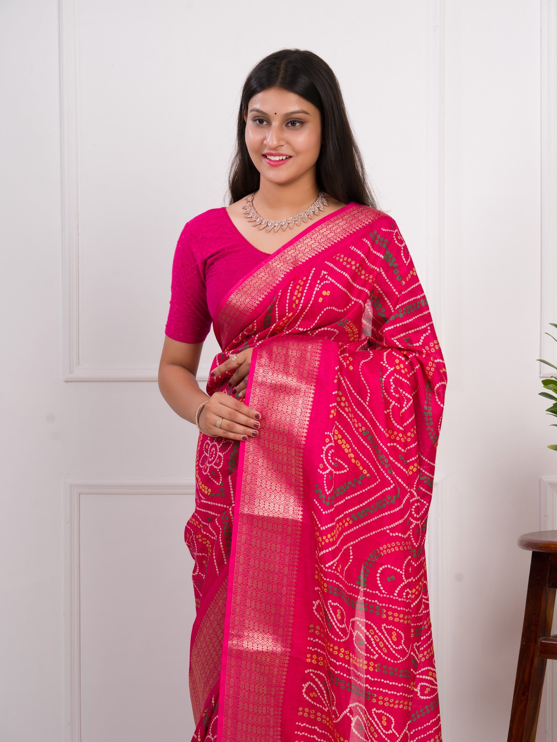 Cotton Silk Bandhani Style With Zari Border Work Sareein pink colour