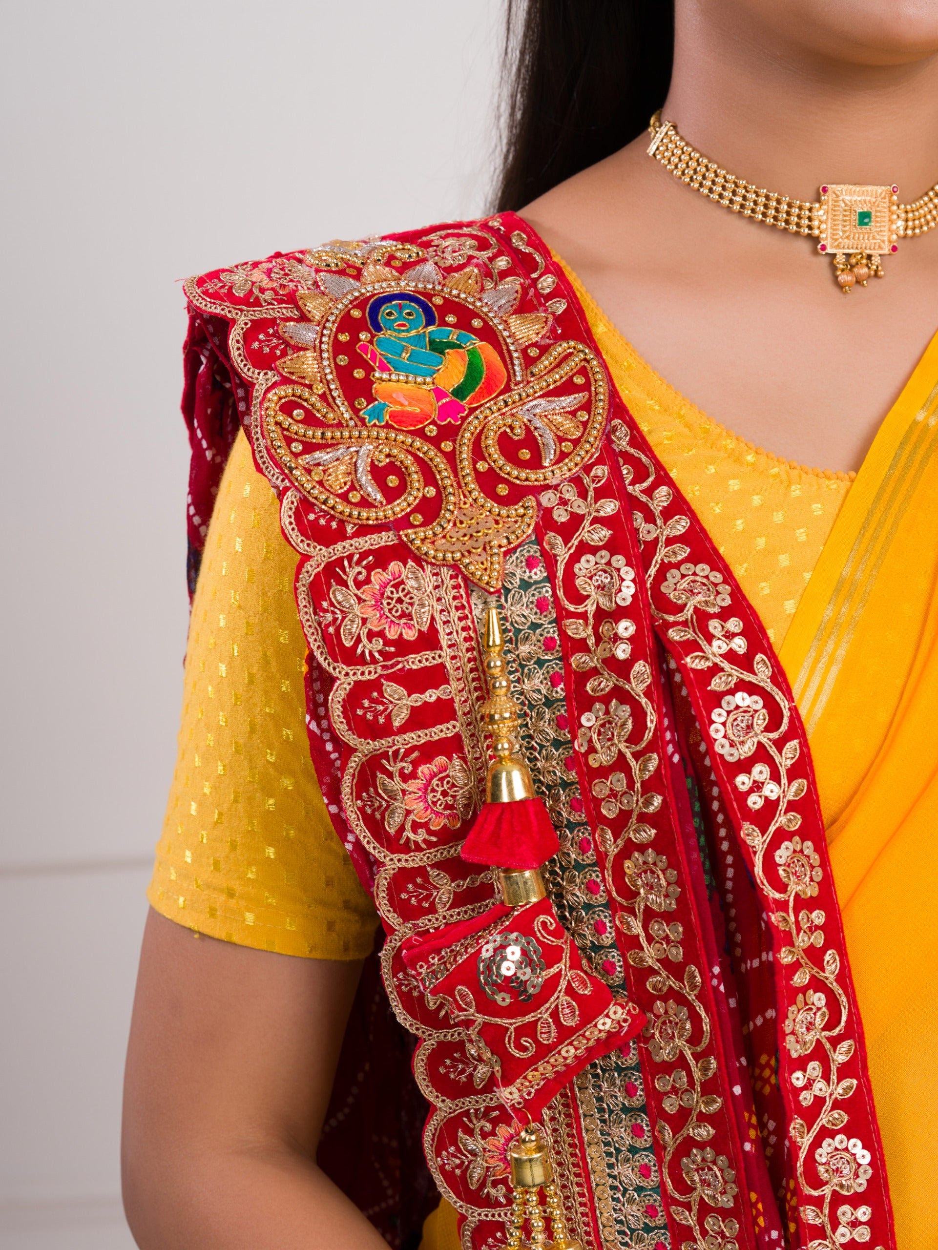KcPc New Special Georgette Heavy border workMarwadi Broach chunri