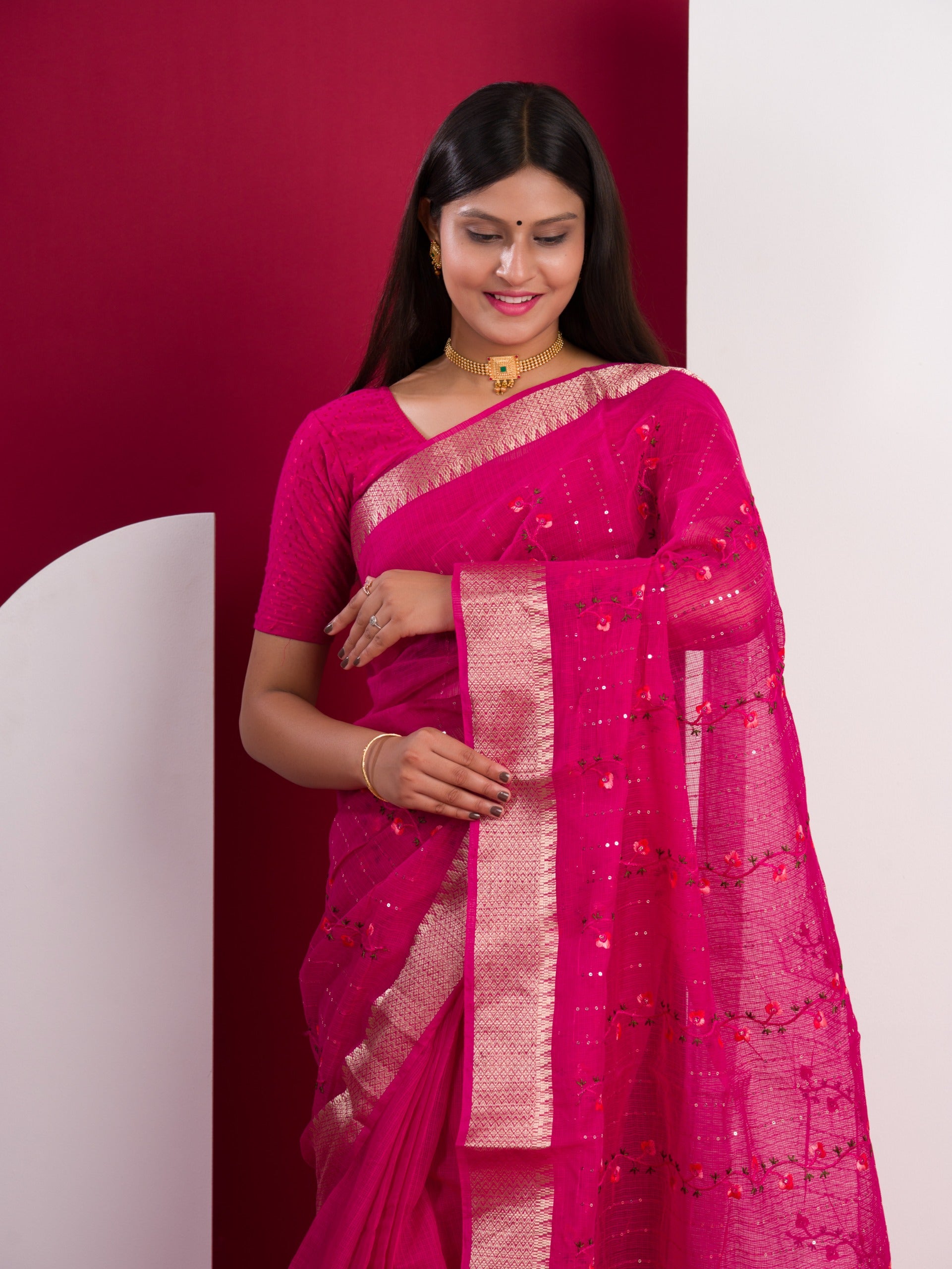 Kota Doria Kashida Work Gotapatti Style Bikaneri Saree under 1000