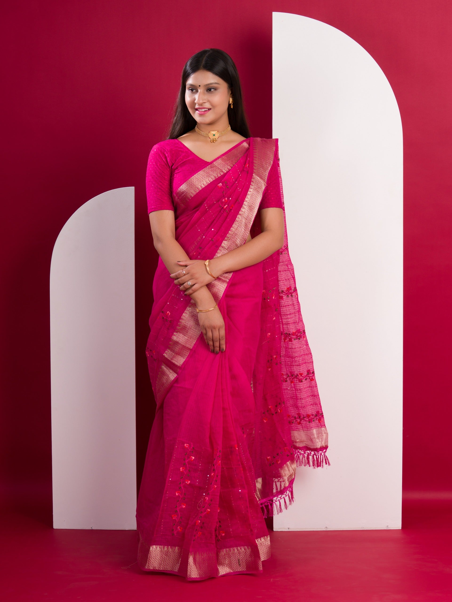 Kota Doria Kashida Work Gotapatti Style Bikaneri Saree under 1000