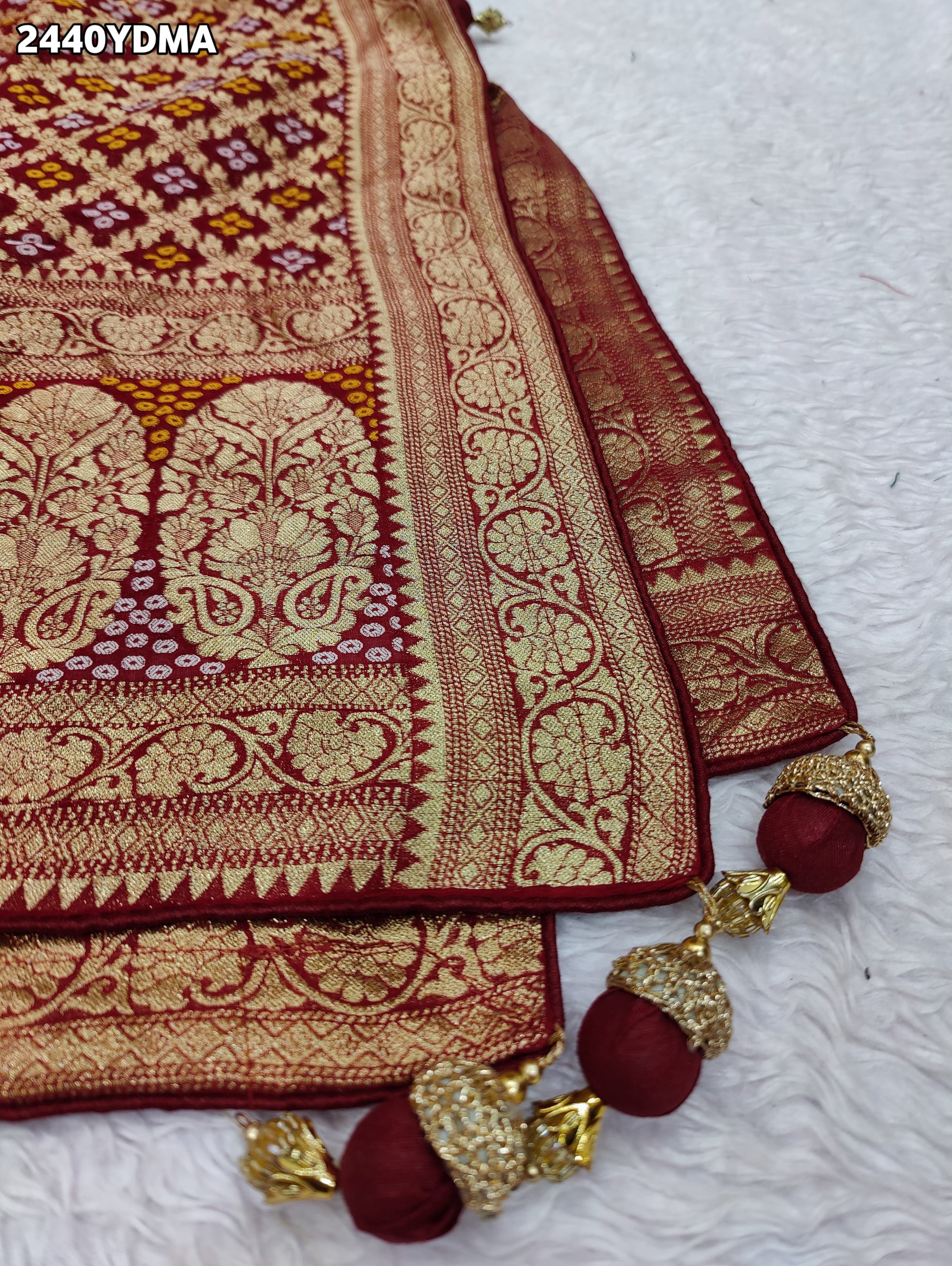 KcPc Latest New Georgette Bandhani Style With Zari weaving Work Dupatta MOH