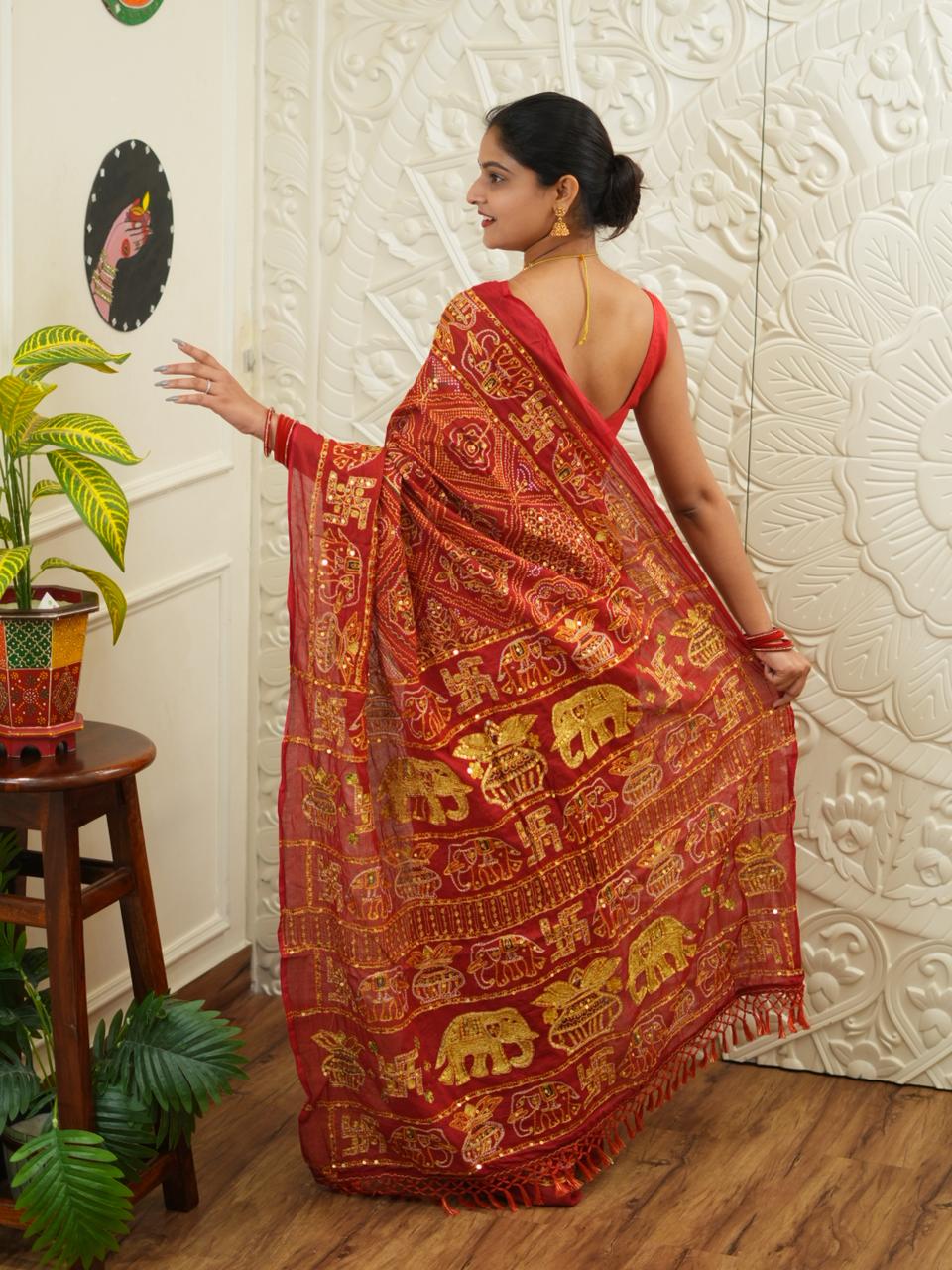 KcPc Designer Vintage Look Cotton Ghatchola Aara Tari Work SareeCHA Red