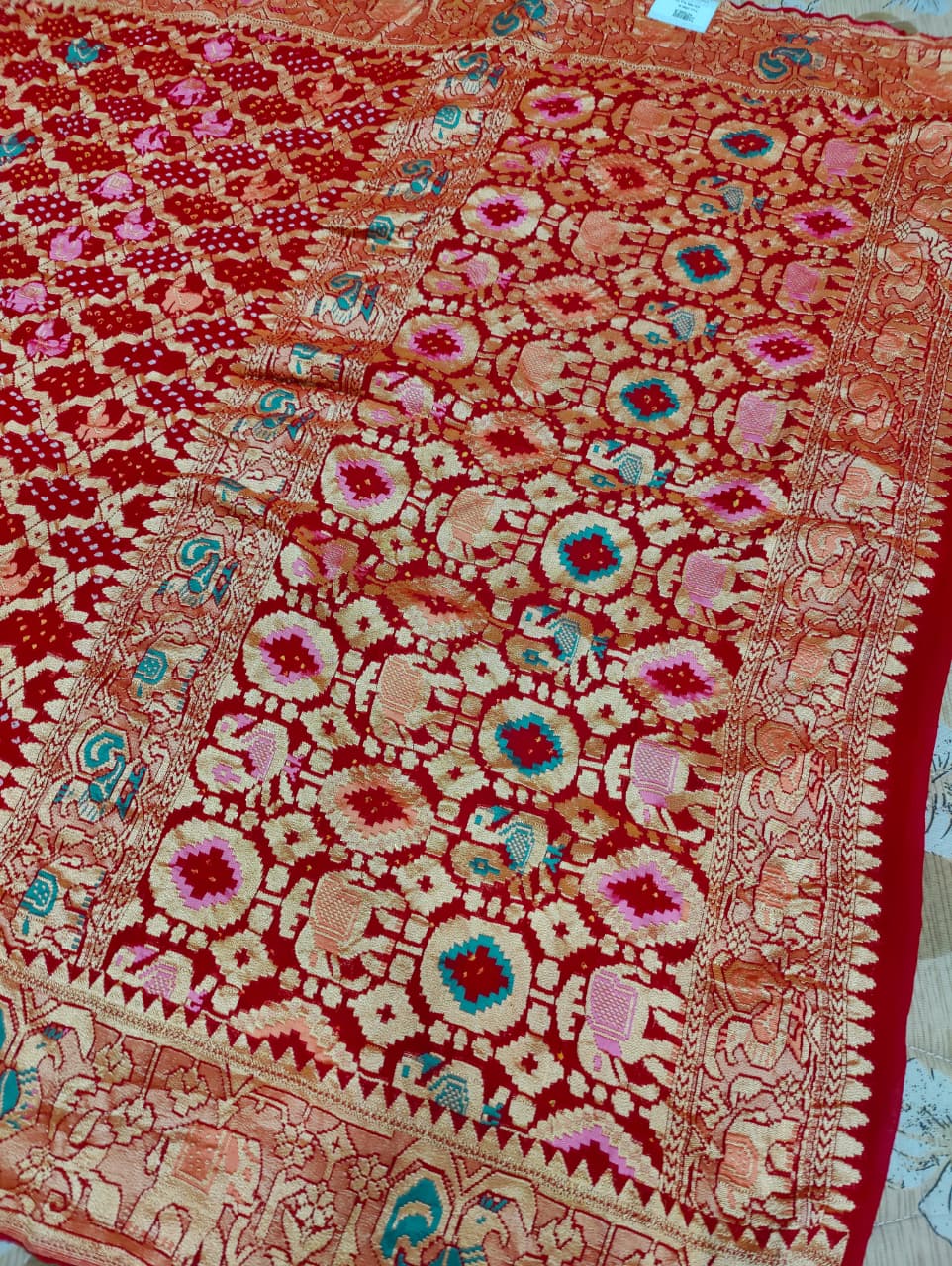 KcPc Figure Design Khaddi Georgette Janglaw Bandhani Neemzari SareeRed
