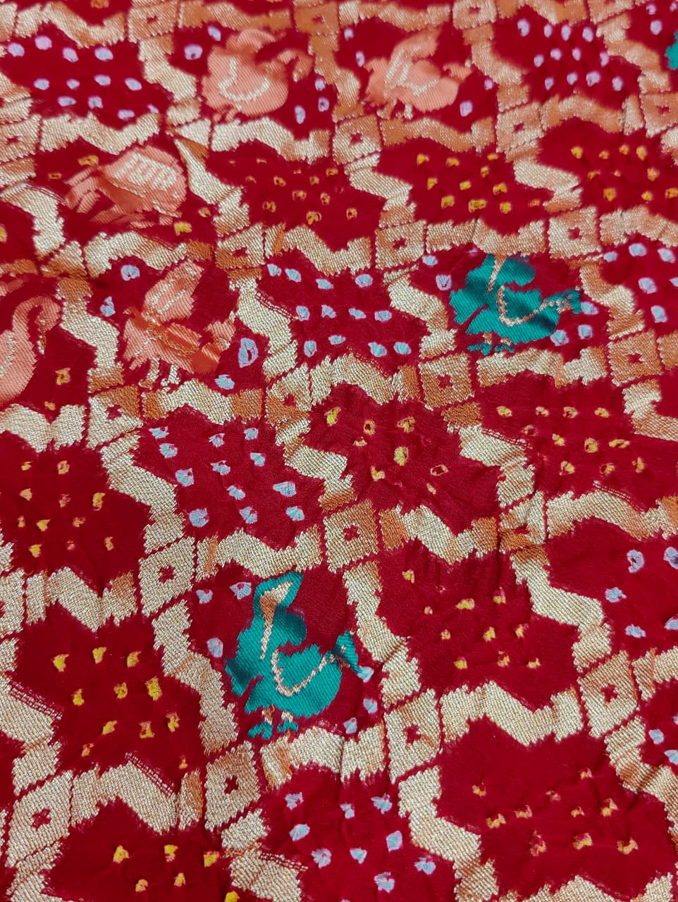 KcPc Figure Design Khaddi Georgette Janglaw Bandhani Neemzari SareeRed