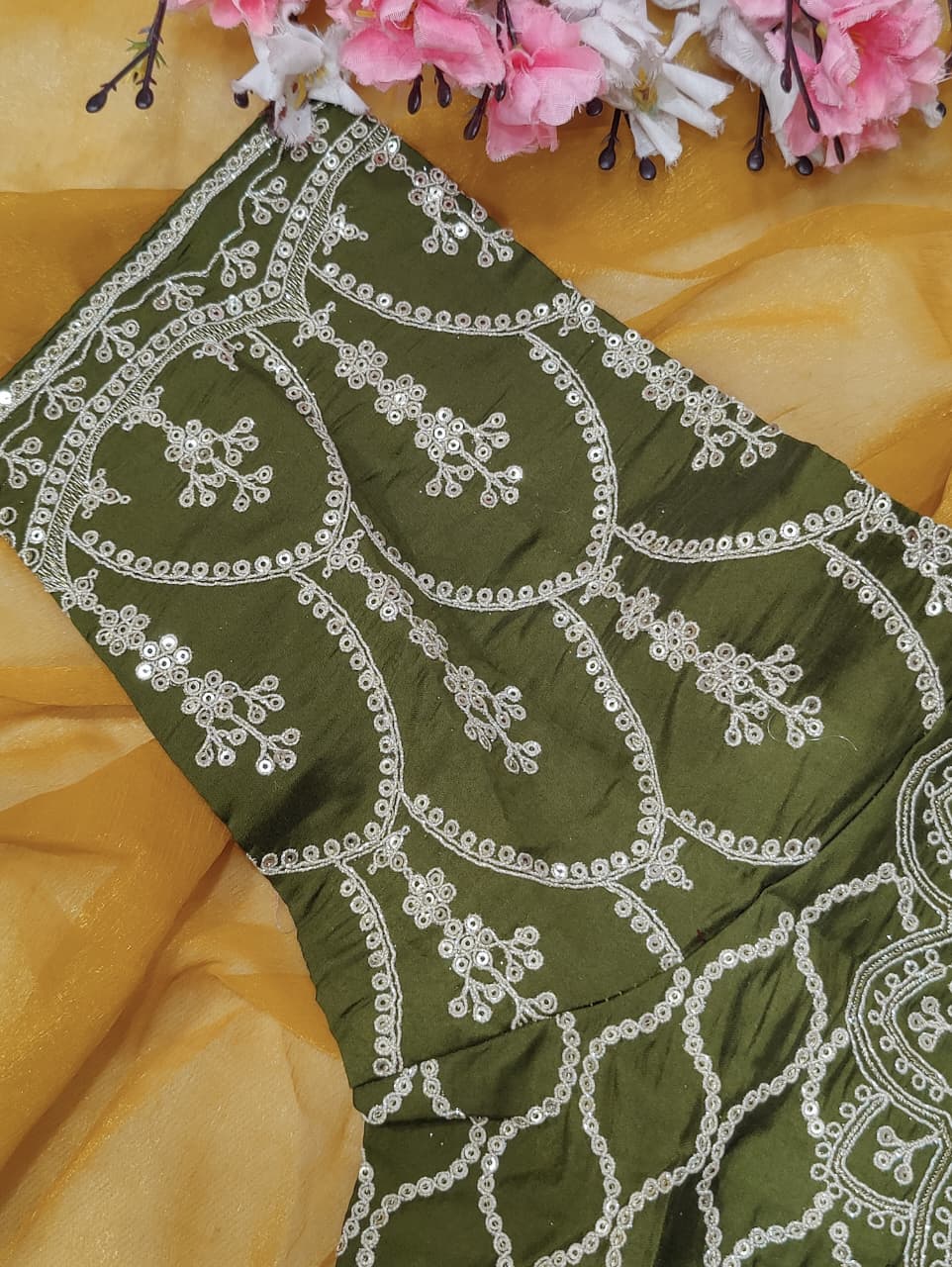 KcPc New Fancy Georgete Zari Crush Sequences Mix Work Saree AMT