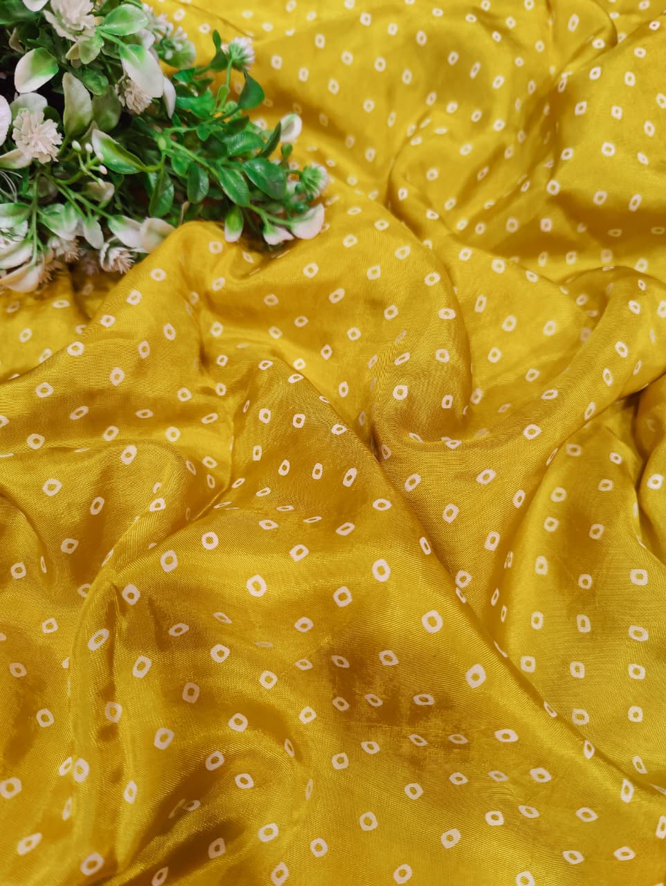KcPc New BeautifulDola Silk Bandhani With Pearl Gotapatti Work Saree ANT