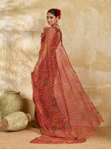 A red colour saree with bandhani style under 500