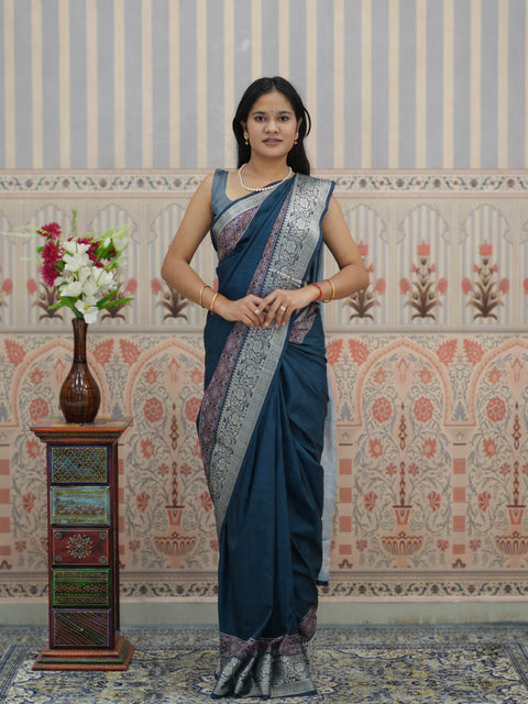 Buy Banarasi Saree With Wedding Wear Kcpc