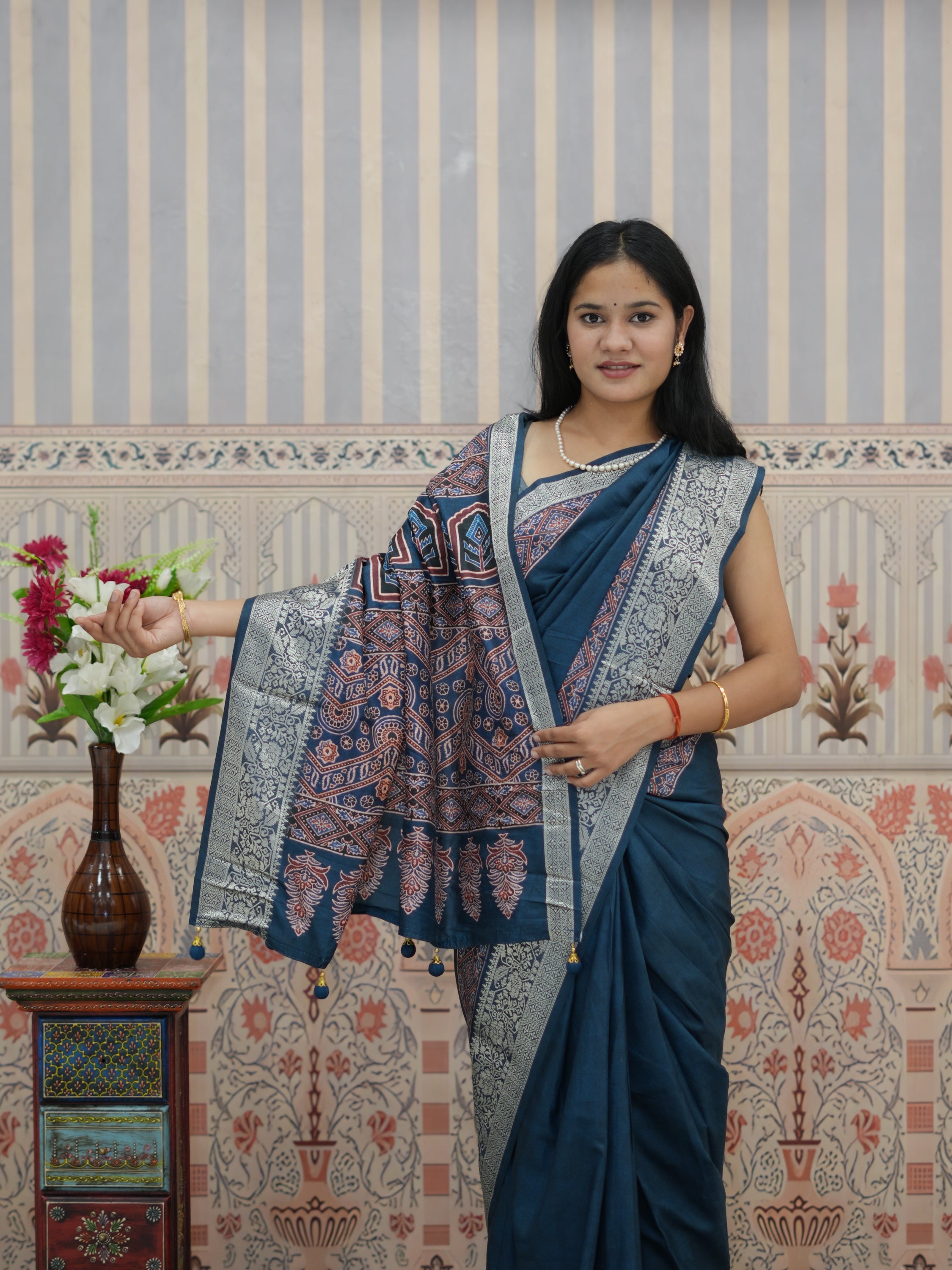 Buy Banarasi Saree With Wedding Wear Kcpc
