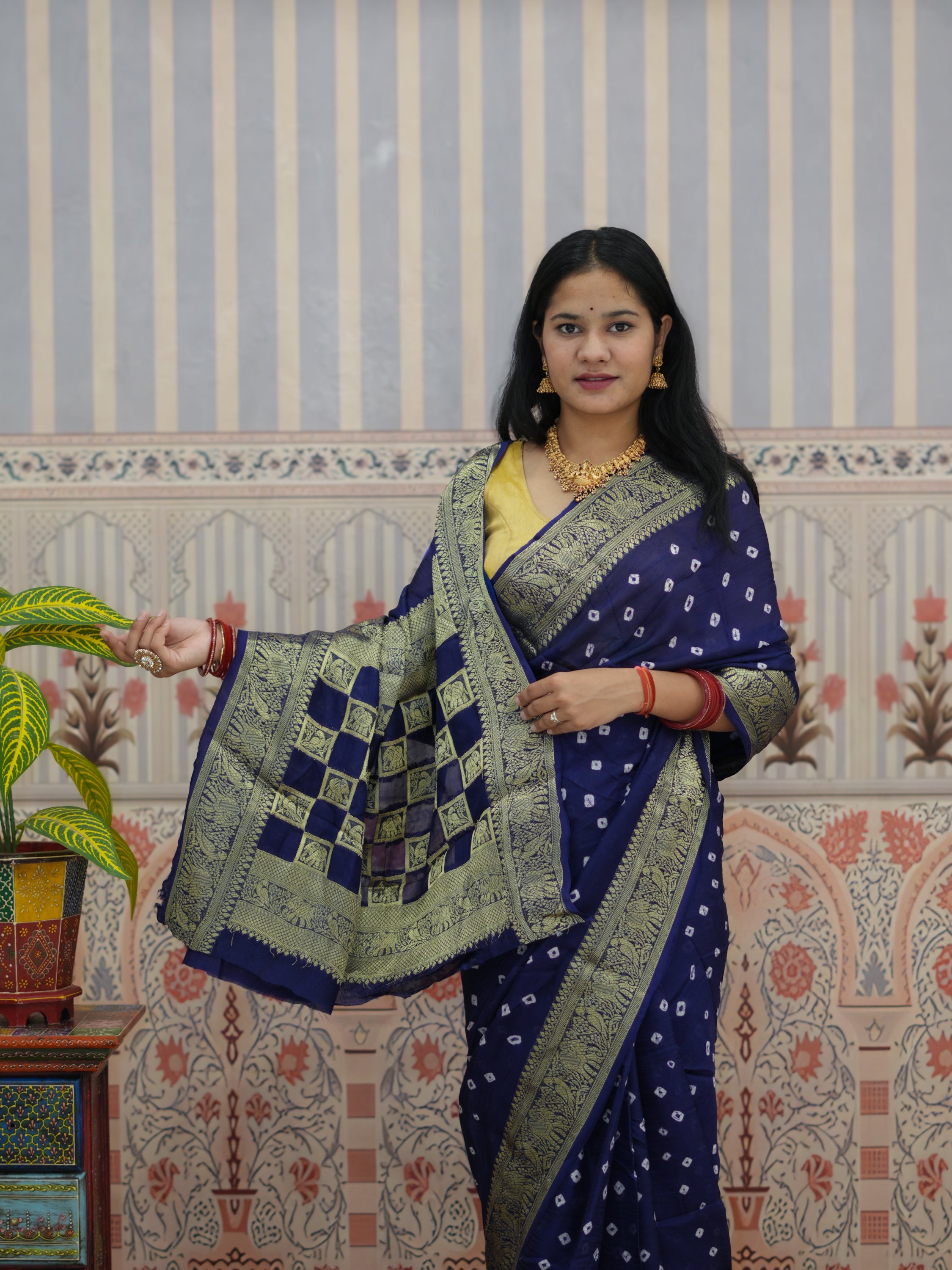 Buy Bandhani Saree With Zari Weaving Border Kcpc