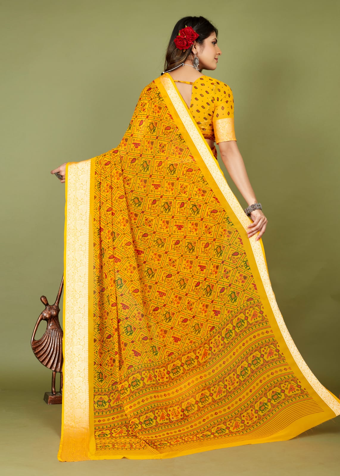 banarasi saree in yellow colour under 2000