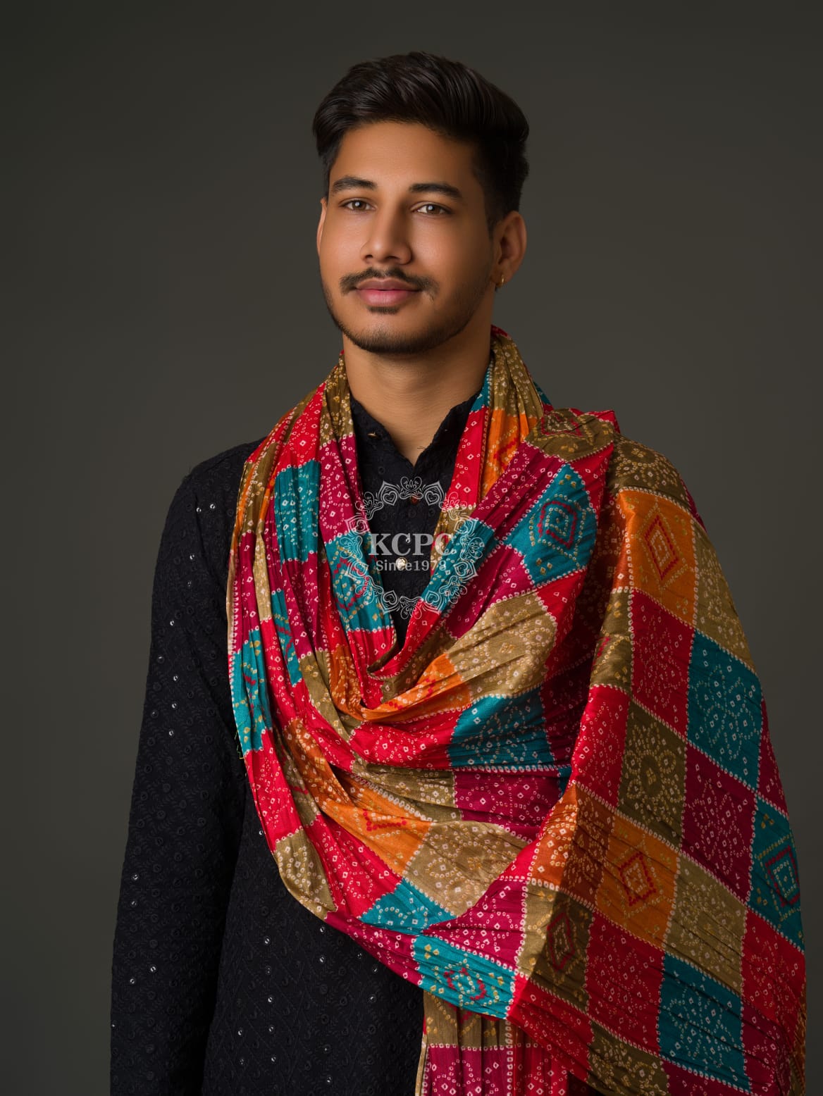 KcPc Bhandhej Chinon Multicolour Beautiful Gent's DupattaRAY
