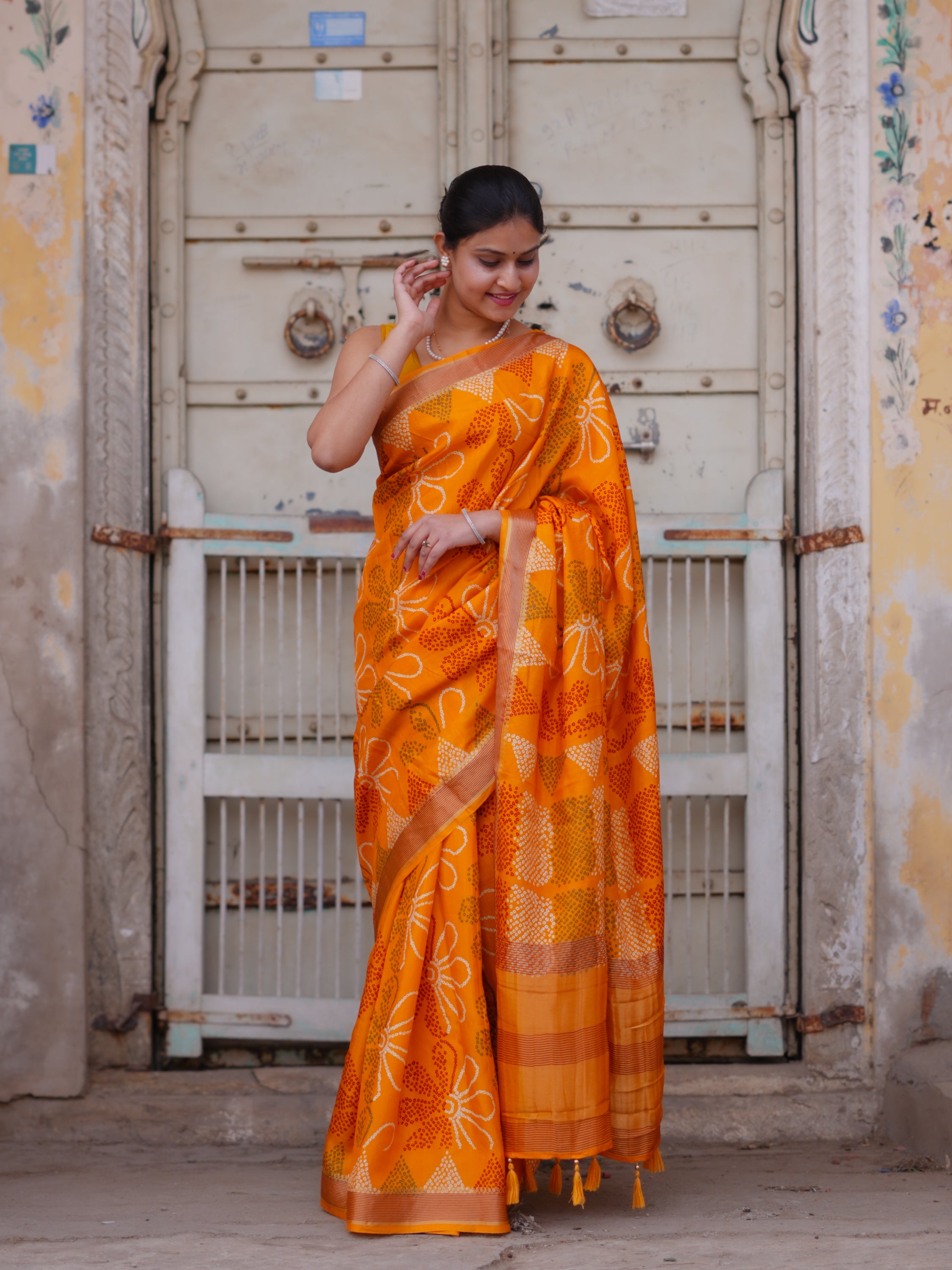 Buy New Elegant Banarasi Style Saree KcPc