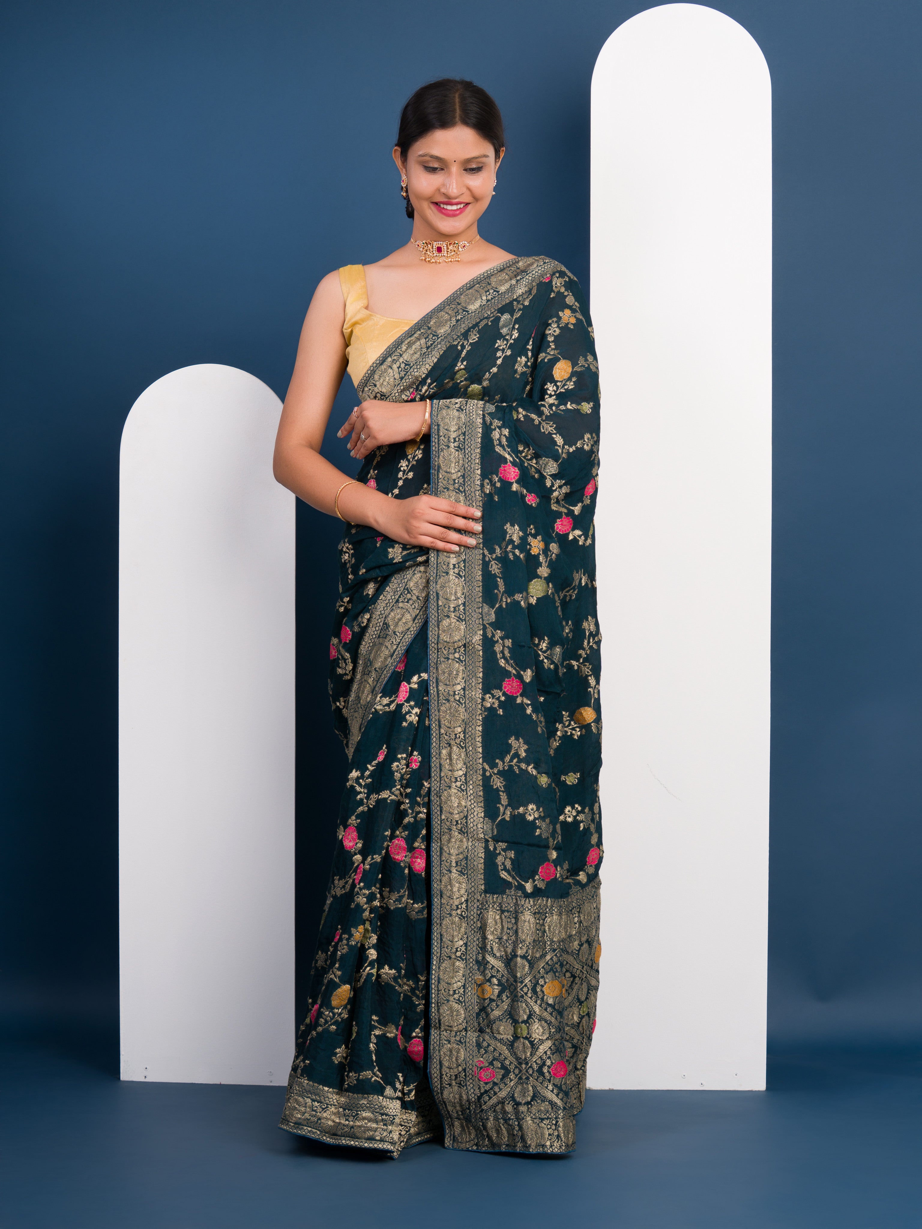 Pure kaddi handloom chiffon saree in green flower print design 