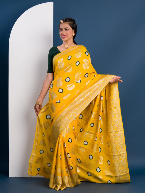 KcPc New Beautiful Dola Silk Bandhani Zari Weaving Work Saree RTK