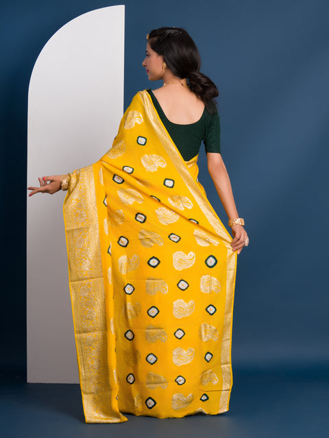 KcPc New Beautiful Dola Silk Bandhani Zari Weaving Work Saree RTK