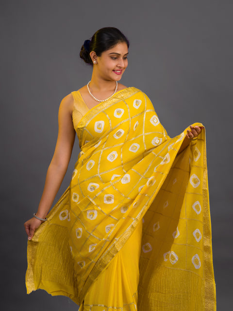 By Banarasi Style Georgette Saree With Exquisite Tari Work