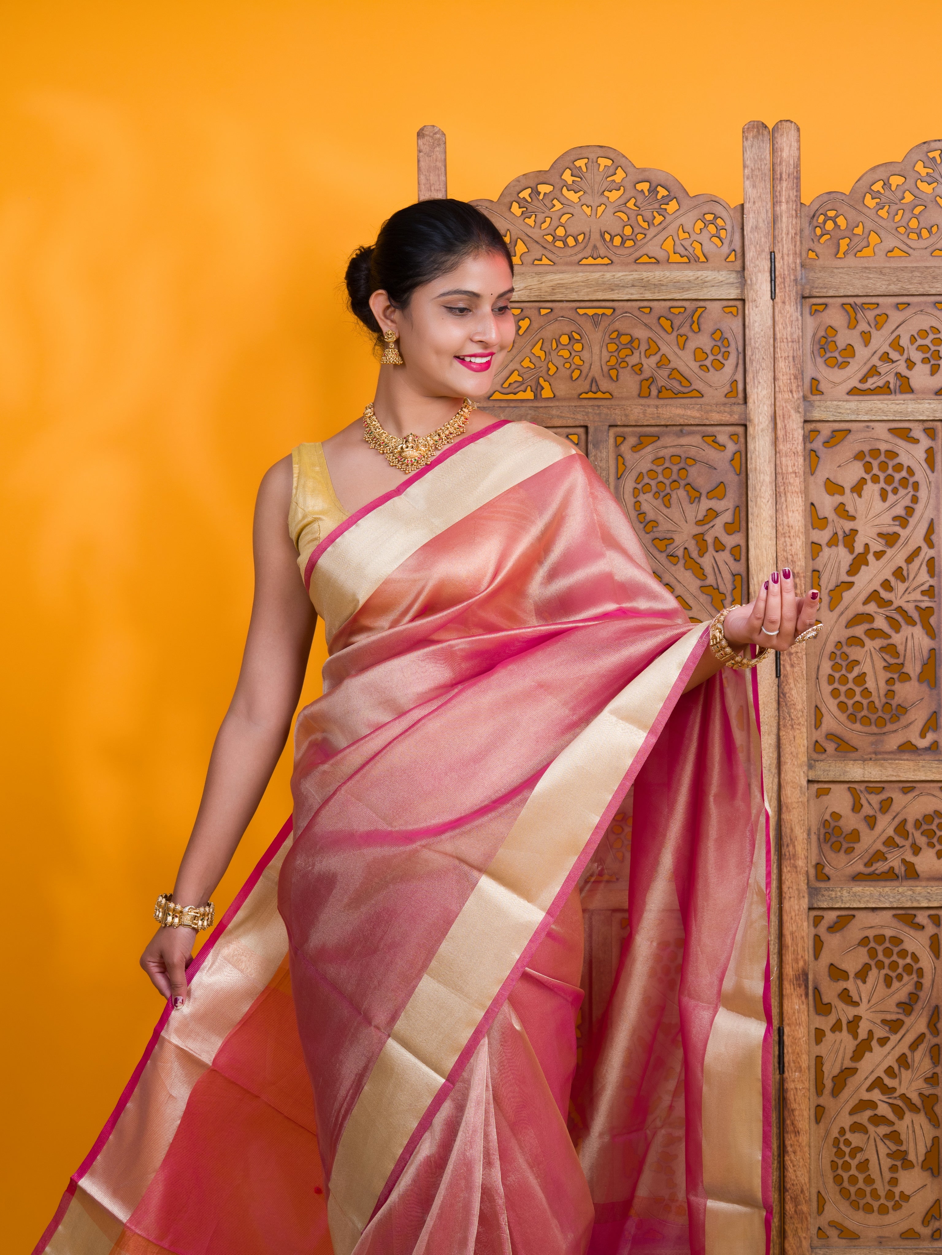 Tissue Silk Banarasi Handloom Saree in pink colour