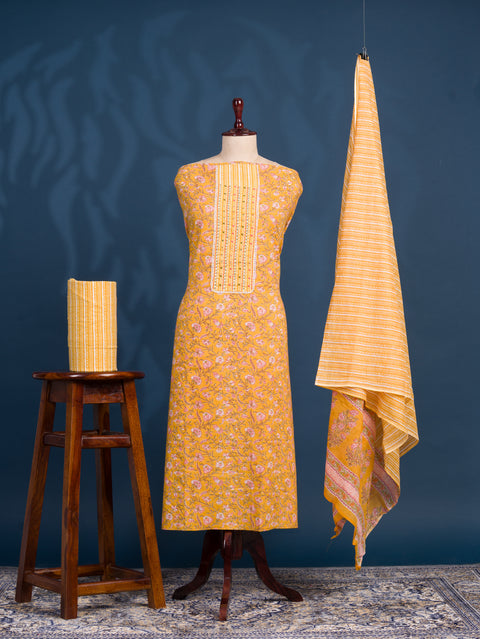 KcPc New Beautiful Cotton Flower Print style With Causal Wear Suit SJB