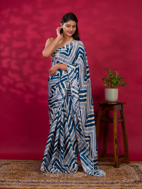 By Zig zag Style With Kashida Tari Work Saree