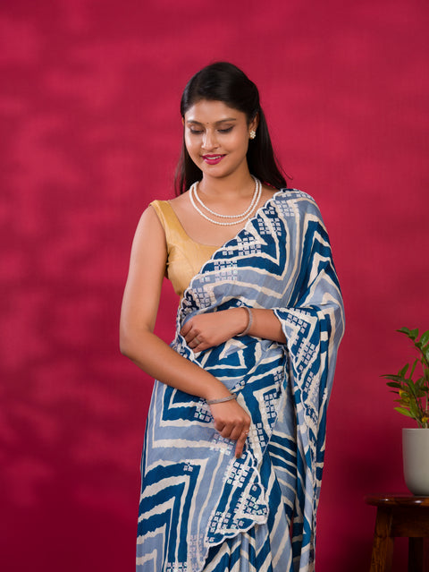By Zig zag Style With Kashida Tari Work Saree