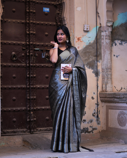 Buy Latest Banarasi Zari Weaving Saree KcPc