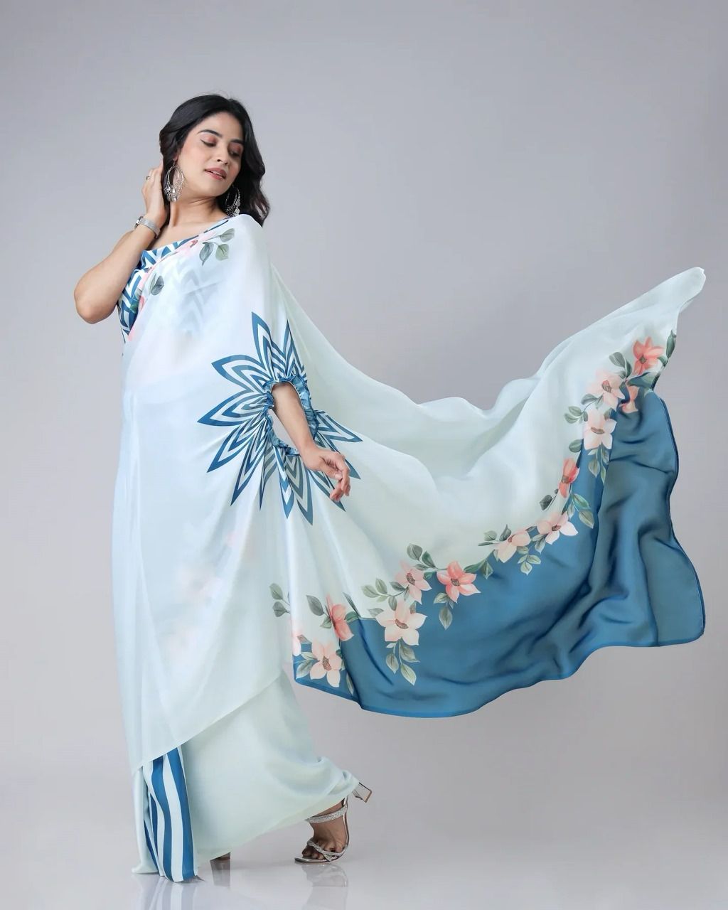  Bollywood Party Wear Saree in Crepe Silk Fabric under 1500