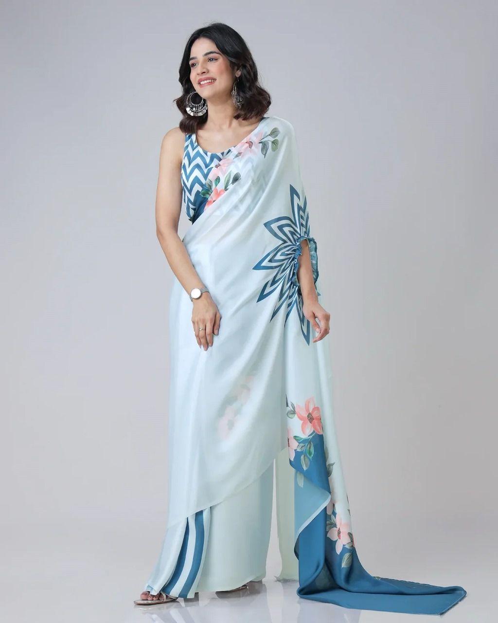  Bollywood Party Wear Saree in Crepe Silk Fabric under 1500