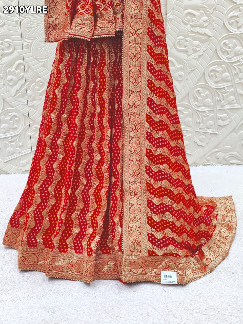 By Banarasi Lehenga With Traditional Wear