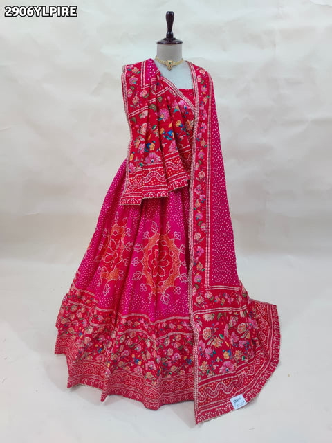 By Printed Style With Traditional Wear