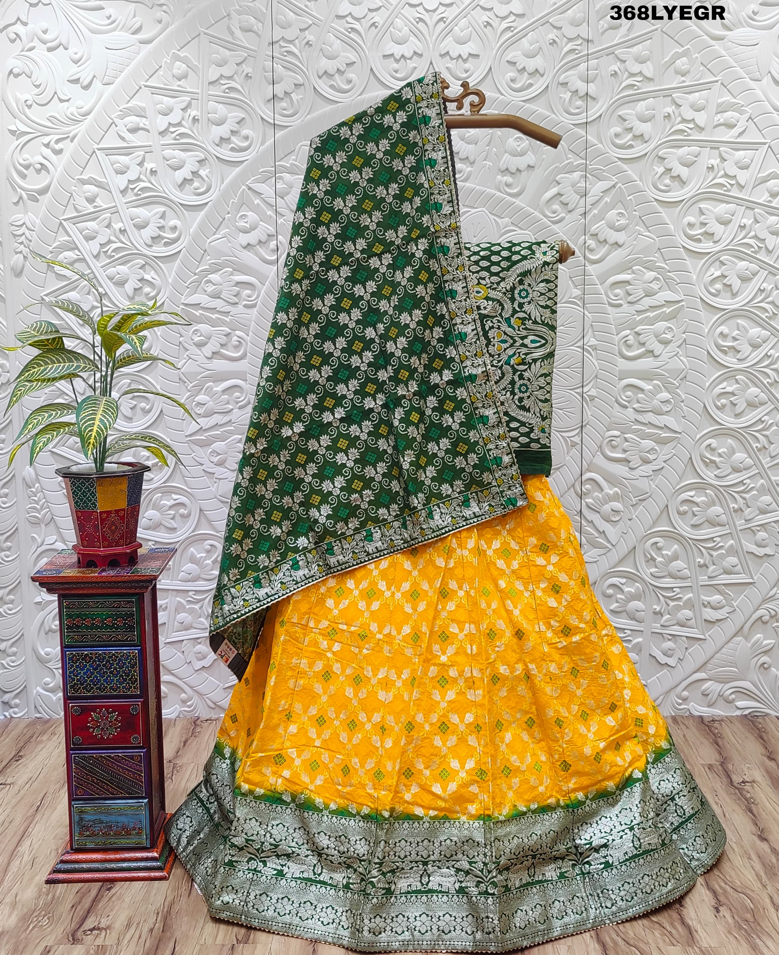 KcPc Pure Dola Silk Russian Banarasi Meenakari Lehenga Chunni Set