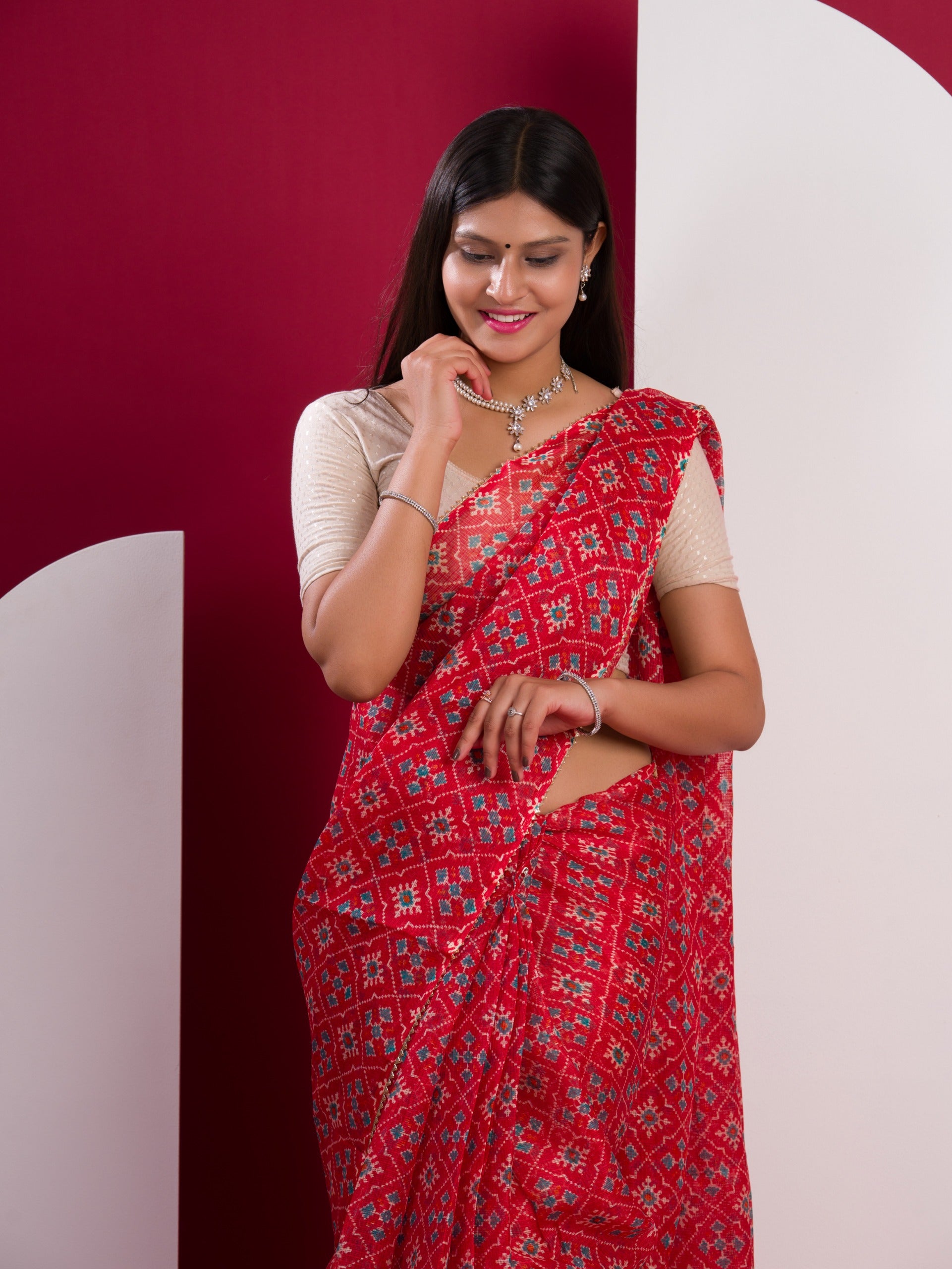 Kota Doria Saree inRed colour under 1000