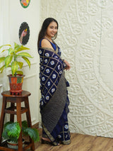 KcPc New Elegant Banarasi Georgette Saree Adorned with Intricate Tari Embroidery PRF