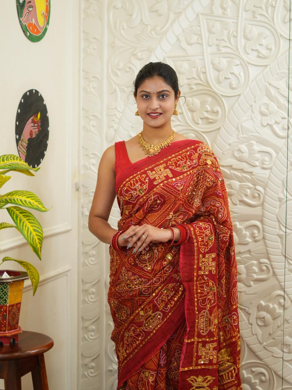 KcPc Designer Vintage Look Cotton Ghatchola Aara Tari Work SareeCHA Red