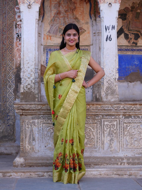 Buy New Royal Festive Collection Saree Featuring Intricate Kashida Embroidery KcPc
