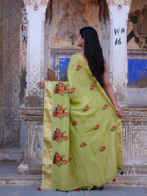 Buy New Royal Festive Collection Saree Featuring Intricate Kashida Embroidery KcPc