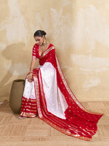 traditional red and white colour saree for gurga pooja 