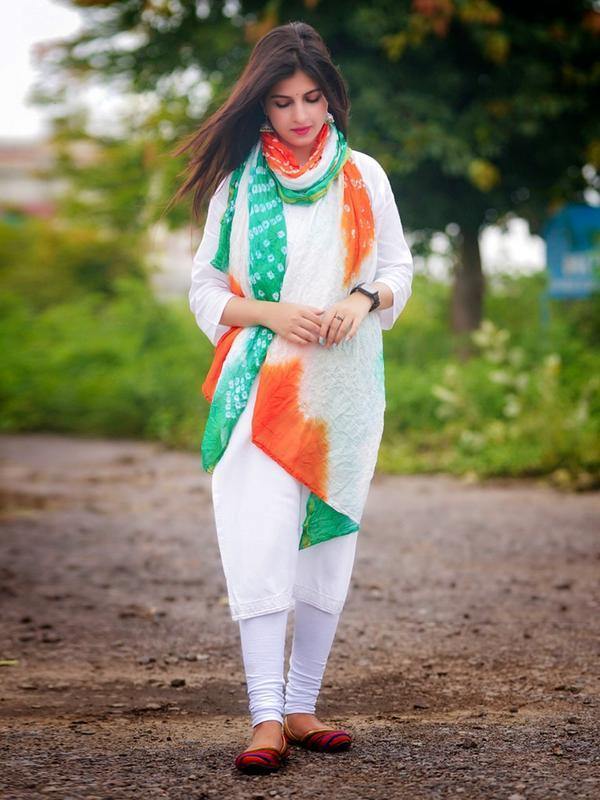 Kcpc New Tiranga Bandhej Tri colour Dupatta
